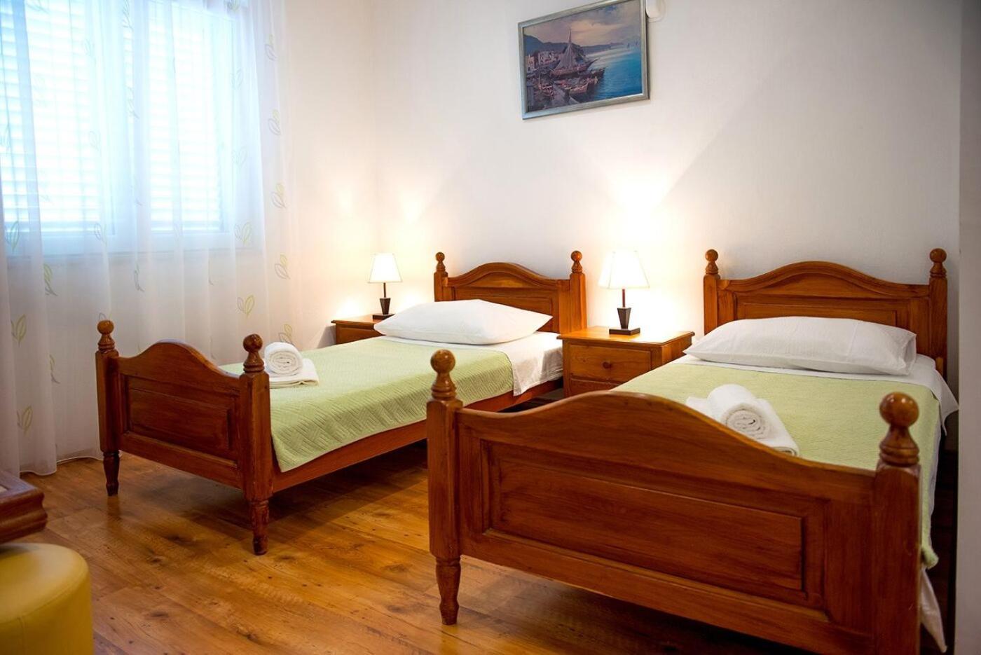 Apartments And Rooms Robi Podstrana Extérieur photo