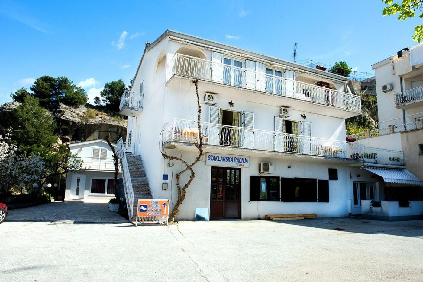 Apartments And Rooms Robi Podstrana Extérieur photo